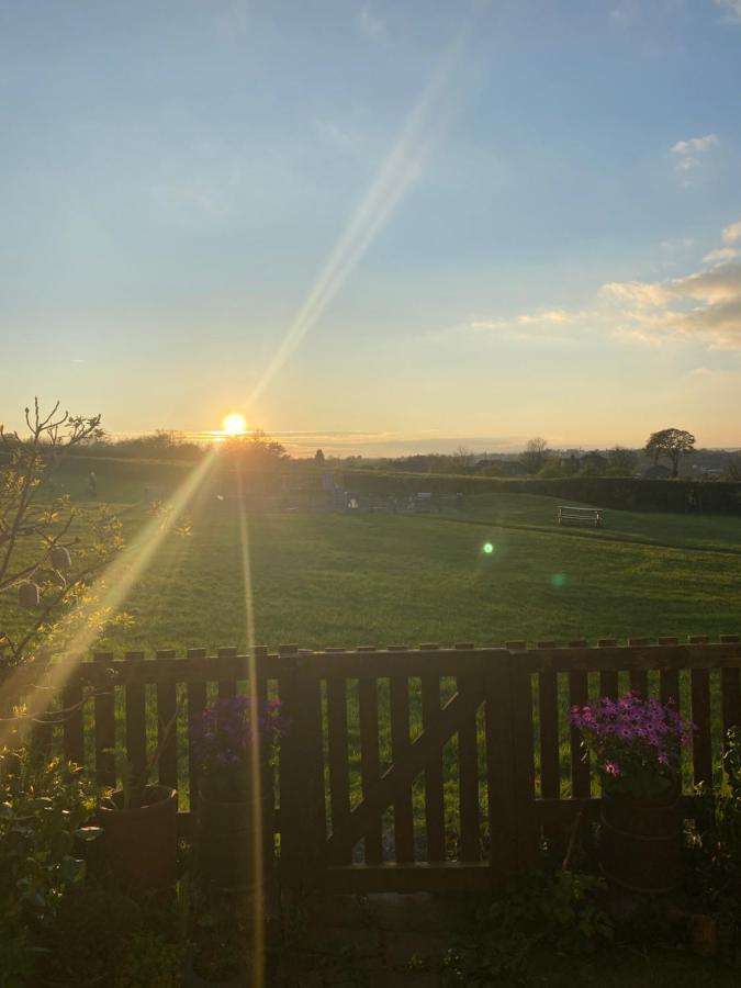 Park View Cottage Liversedge Exterior foto